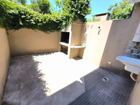 Depto Tipo Casa en Alquiler 4 años