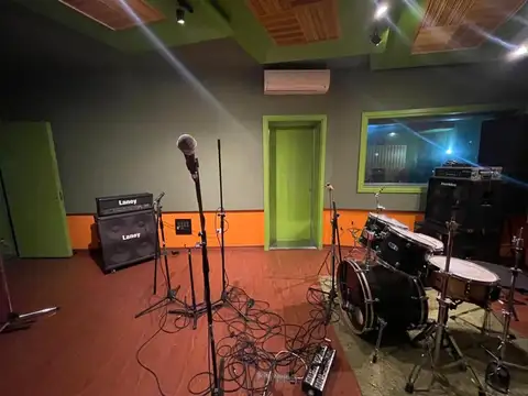 Local en Venta en San Antonio De Padua, USD 270.000