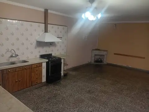 Macrocentro. Pasaje Ruiz de los Llanos 1200