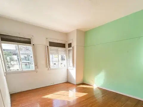 Local en Alquiler en Flores, USD 1.400