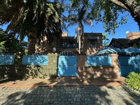 Muy linda casa en las Lomas de San Isidro