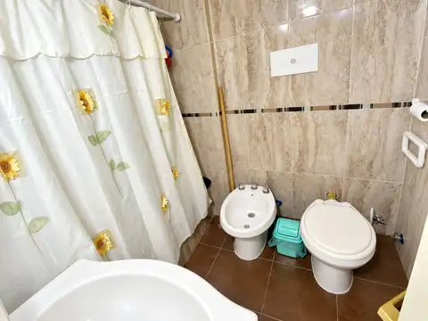 VENTA MONOAMBIENTE DIVIDIDO EN ZONA ALDREY
