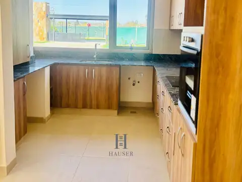 Casa en Venta en Lujan de Cuyo, USD 185.000