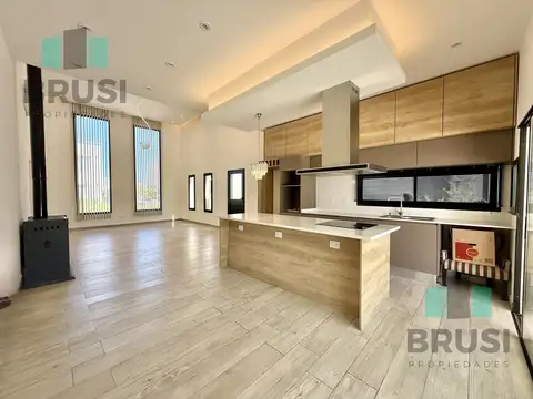CASA EN VENTA EN LAGOS DE CANNING - 4 AMBIENTES DESARROLLADA EN UNA SOLA PLANTA