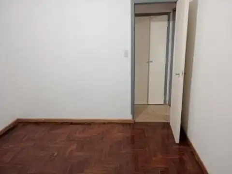 Avenida Sáenz 100, Piso 3°
