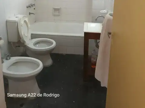 Departamento en Alquiler en Ramos Mejia, $ 420.000