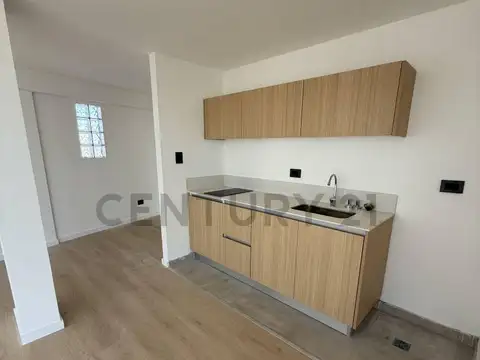 Av. San Martin 4000, Piso 7