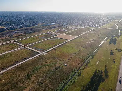 Lotes en venta en Parque Industrial Husdon. Posibilidad de Financion.