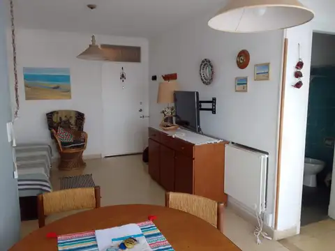 Carlos Pellegrini al 2400