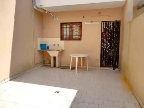 Depto Tipo Casa en Venta 25 años