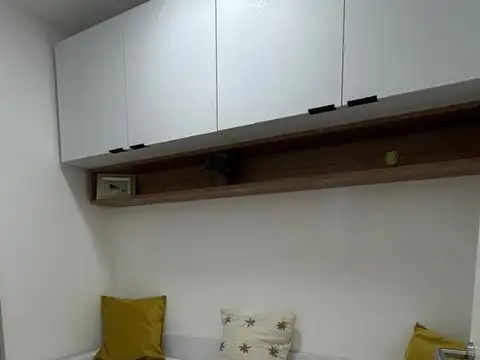 Departamento reciclado a nuevo y equipado, zona centro.