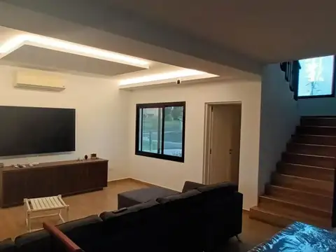 Casa en Venta 1 año