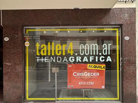 Local en excelente ubicacion en Recoleta
