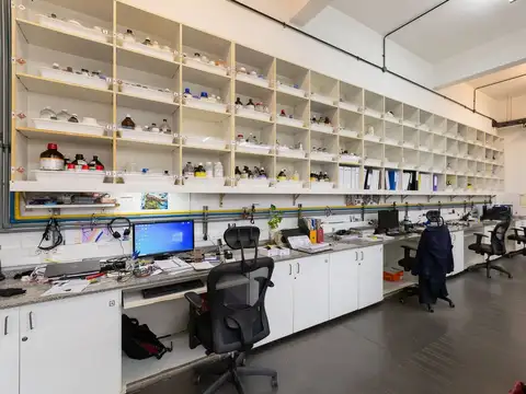  ALQUILER GALPON LABORATORIO Y OFICINAS V.MARTELLI