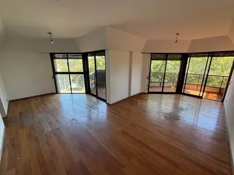 Departamento en Venta con 2 cocheras