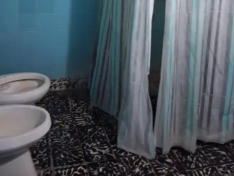 casa en venta en Jauregui.