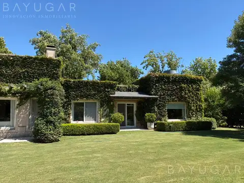 VENTA - IMPORTANTE Casa en Club de Campo Centauros / Pilar