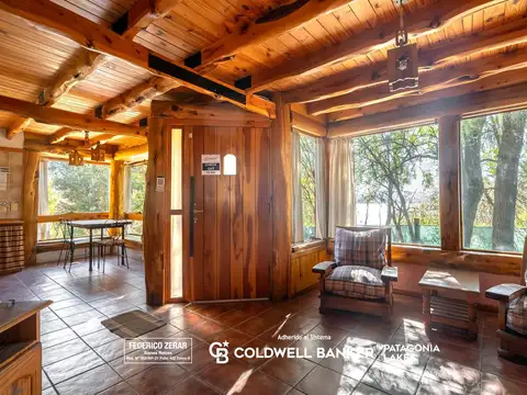 Casa 9 ambientes con 3 baños