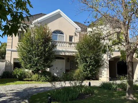 Casa en venta en lote interno Barrio La Escondida, Tigre