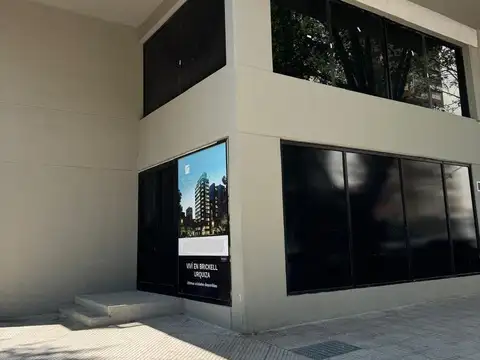 Venta de local de 344m2 a estrenar, 2 pisos con subsuelo, Villa Urquiza, CABA.