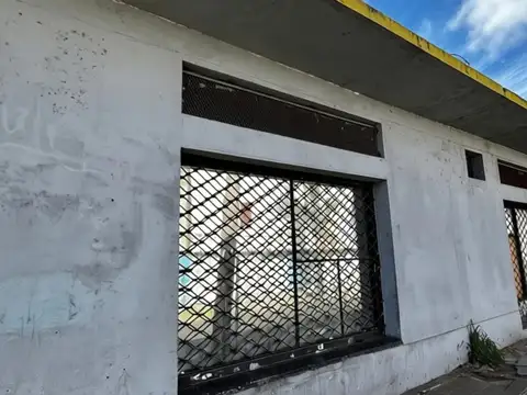 Local en Venta 50 años