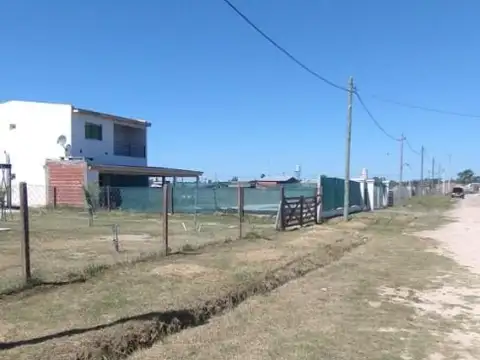 RIVADAVIA 100