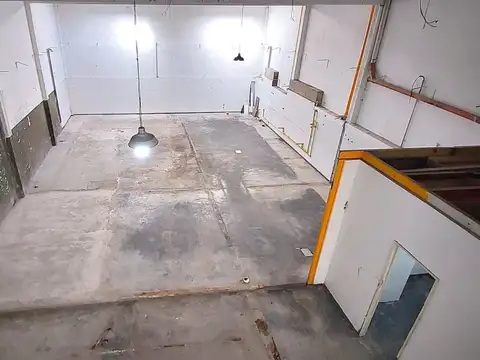 Galpon en Venta 10  mts Frente