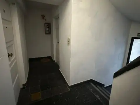 monoambiente en edificio de estilo francés.