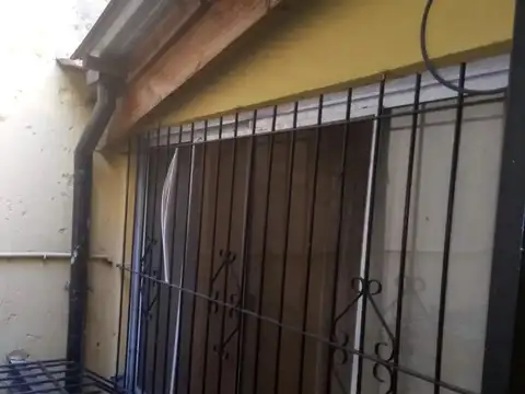 Depto Tipo Casa en Venta 60 años