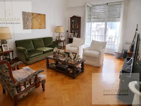 Venta Departamento de 4 ambientes en Caballito-ACEPTA PERMUTA