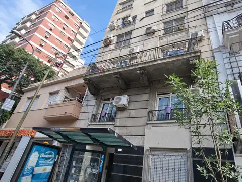 Venta Departamento de 4 ambientes en Caballito-ACEPTA PERMUTA