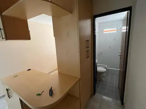 Casa 2 ambientes con 1 baño
