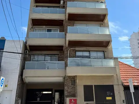 2 ambientes con cochera y balcón en Wilde