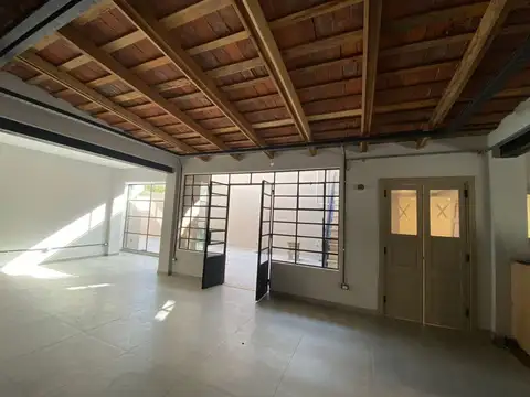 Local - Alquiler - Argentina, Lobos - Rivadavia 100