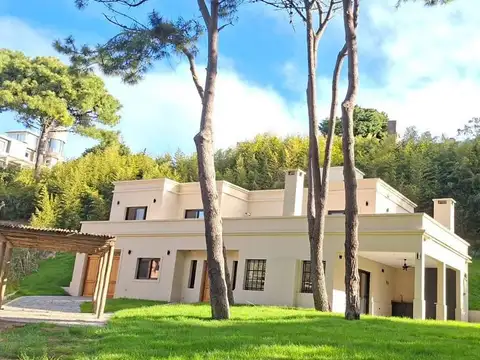 Casa en Alquiler Temporal en Pinamar, USD 8.900
