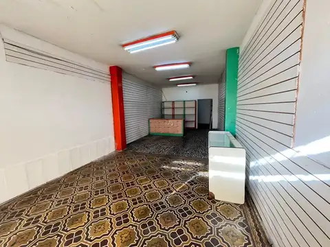 Local Comercial en Alquiler sobre Av. Eva Perón ? Parque Avellaneda