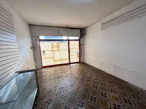 Local Comercial en Alquiler sobre Av. Eva Perón ? Parque Avellaneda