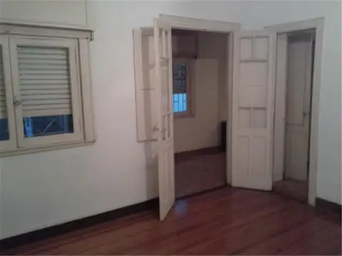 Depto Tipo Casa en Venta en Lanus Oeste, USD 90.000