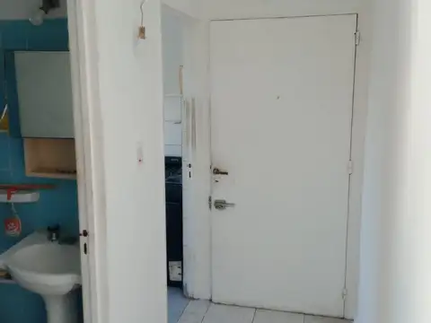 Venezuela 2300, Piso 2do