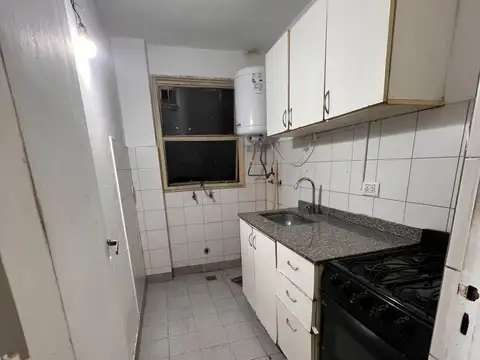 Departamento en Alquiler en Balvanera, $ 450.000