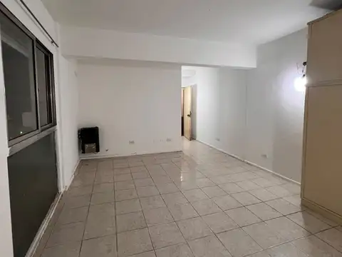 Venezuela 2300, Piso 2do
