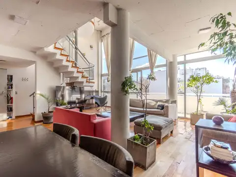 Departamento TRIPLEX CON PILETA PROPIA