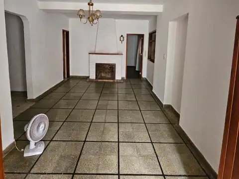 Depto Tipo Casa 4 ambientes con 1 baño