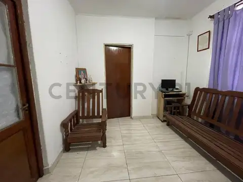 Casa en Venta en Rafael Calzada, USD 115.000