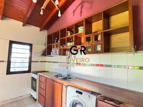 Casa en Venta con 4 cocheras