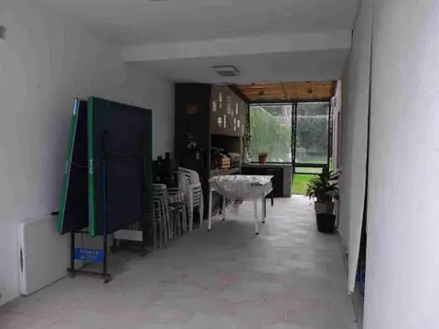 VENTA CASA 4 AMBIENTES  VILLA UDAONDO ITUZAINGO