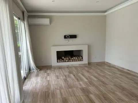 Av de los Lagos El Canton Norte parque y pileta PG