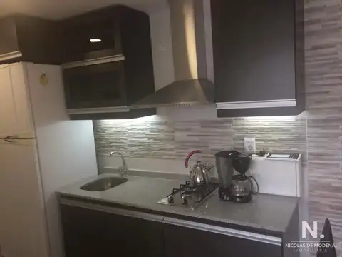 Vende apartamento de 3 dormitorios en Peninsula, Punta del Este