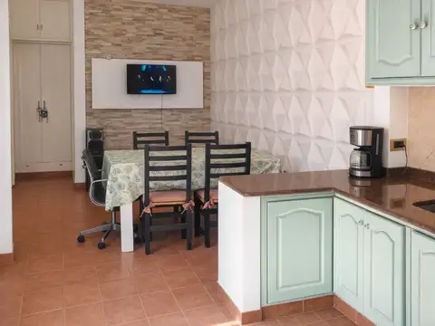 Venta PH 2 ambientes Villa Ballester con cochera