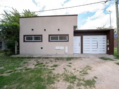 Depto Tipo Casa 2 ambientes con 1 baño